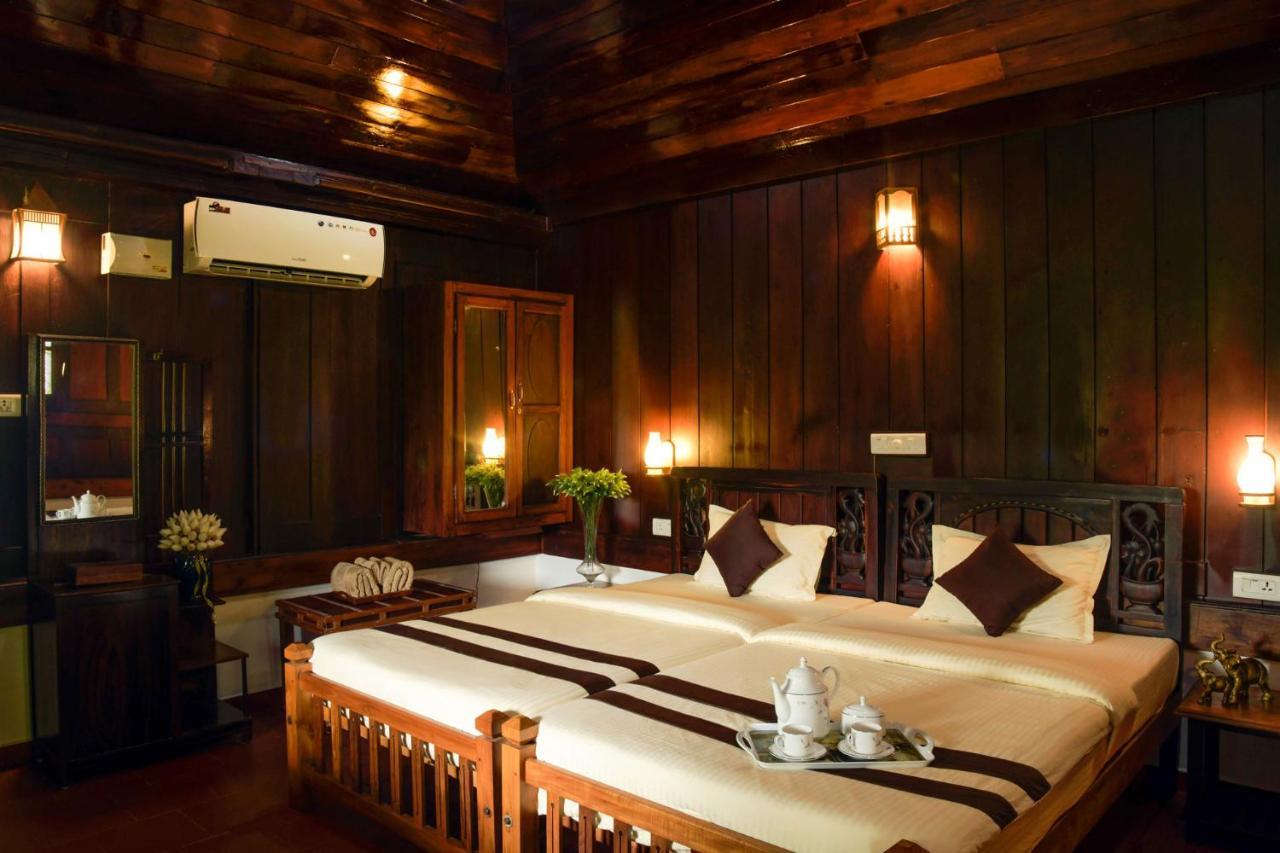 Stayvista At La Riva Heritage Villa With Bicycle Alappuzha Ngoại thất bức ảnh