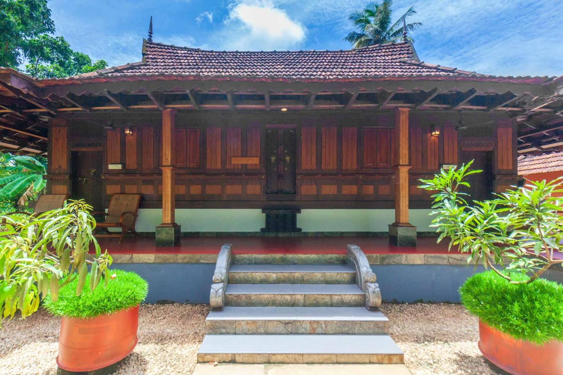 Stayvista At La Riva Heritage Villa With Bicycle Alappuzha Ngoại thất bức ảnh